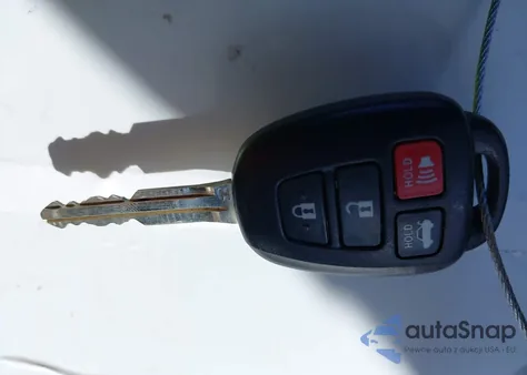 2018 Toyota Corolla Se z USA, uszkodzony, nr VIN 2T1BURHE2JC105065